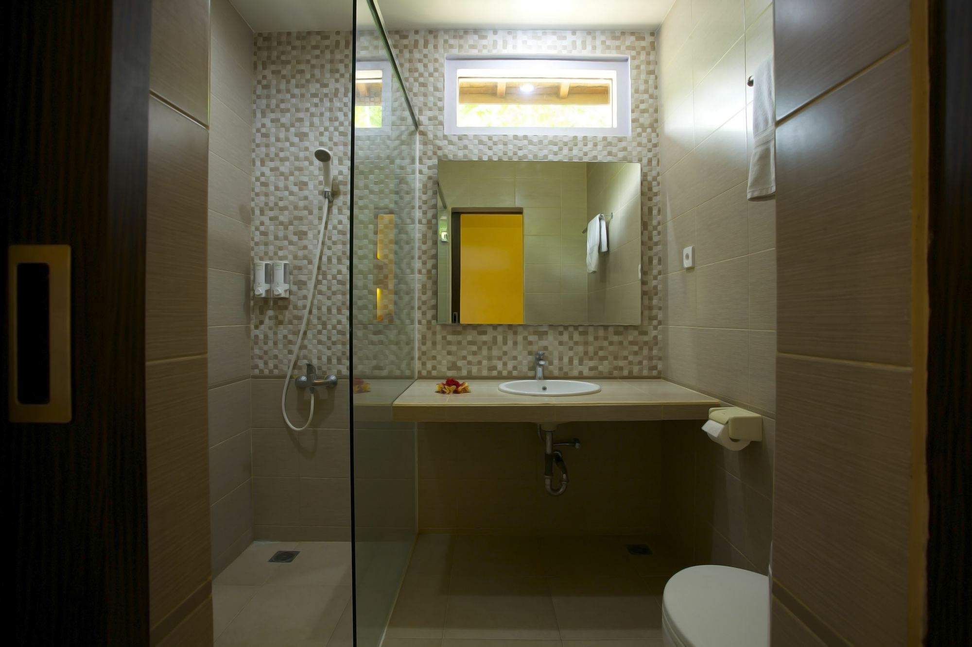 Ayu Lili Garden Hotel Kuta Kuta Lombok Exteriör bild